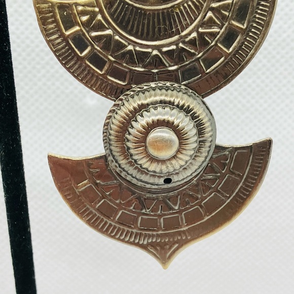 Vintage Bronze Metal Elegant Design Post Dangle Earrings A-19 - Picture 9 of 11